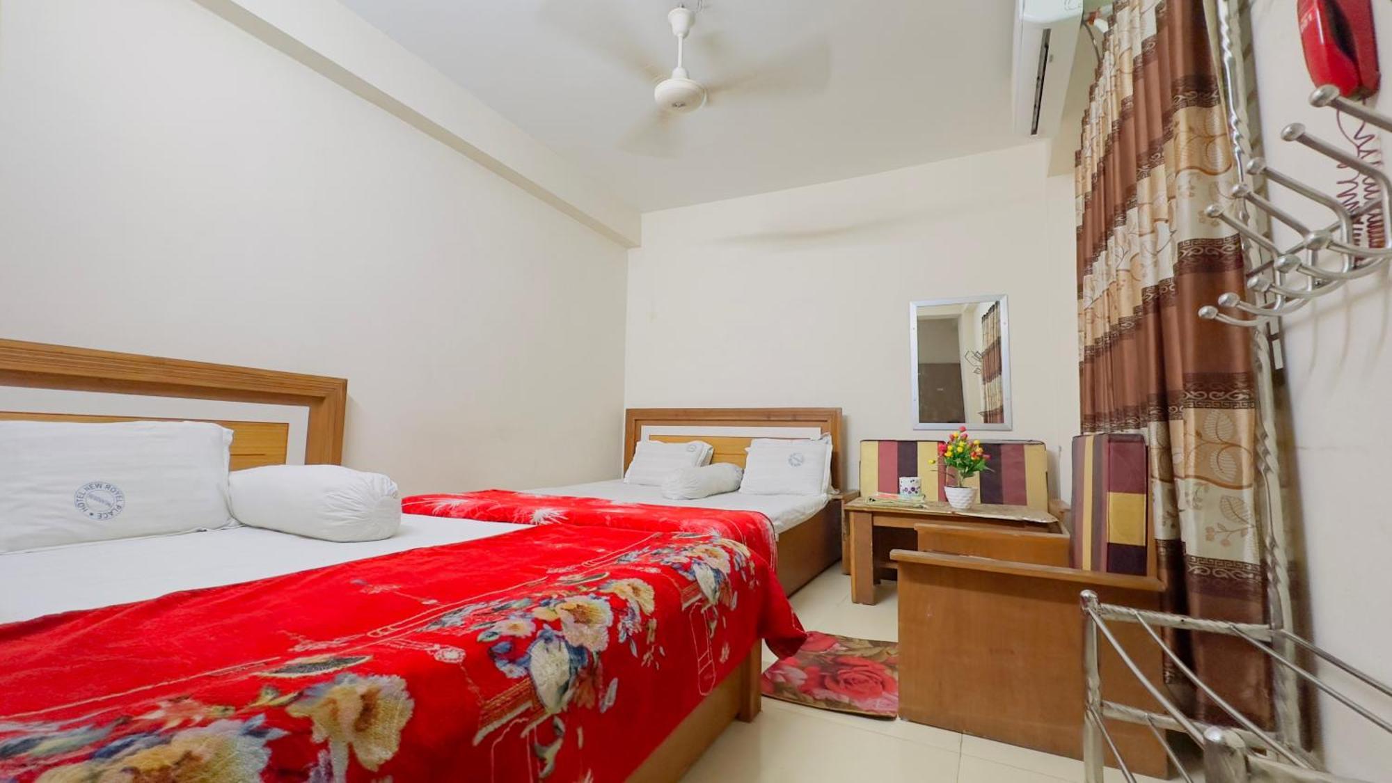 Hotel New Royal Palace Dhanmondi Dhaka Bagian luar foto