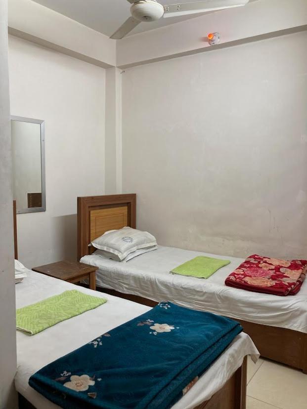 Hotel New Royal Palace Dhanmondi Dhaka Bagian luar foto